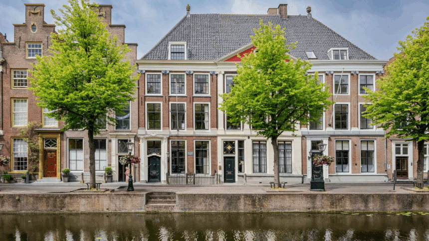 Voormalig Koninklijk studentenhuis met geheim deurtje van prinses Beatrix te koop op Funda!