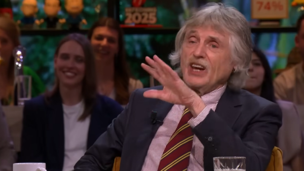 Johan Derksen onverwacht eerlijk over megasalaris bij VI: Ík vind het onfatsoenlijk'