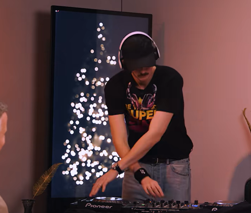 Bram Krikke maakt hilarische parodie op compleet mislukt optreden DJ Jean bij RTL Live