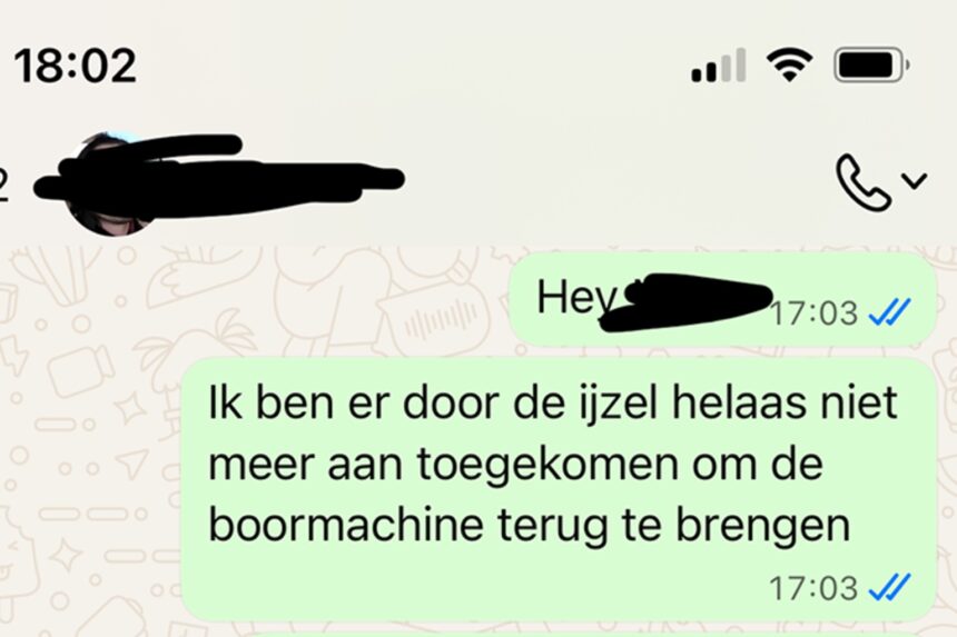 Niet al te symphatieke collega flipt 'm de pan uit omdat gast boormachine op verkeerde plek heeft gelegd