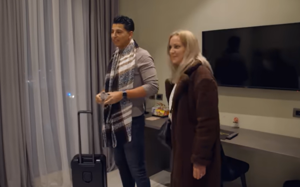 MAFS oud-deelnemer Joey onthult opvallende details over programma 'Weet niet of ik dit mag zeggen'