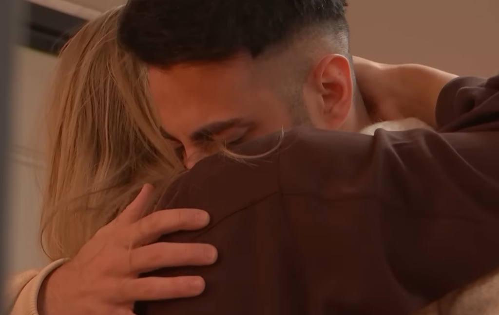 Bondgenoten-Salar stoeit er gelijk op los na vertrek Mercedes uit de loods: 'Mercedes gaat boos zijn!'