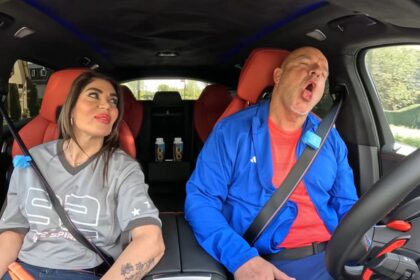 Andy van der Meijde vertelt Melisa wat hij gedroomd heeft en mag paar nachtjes op de bank slapen