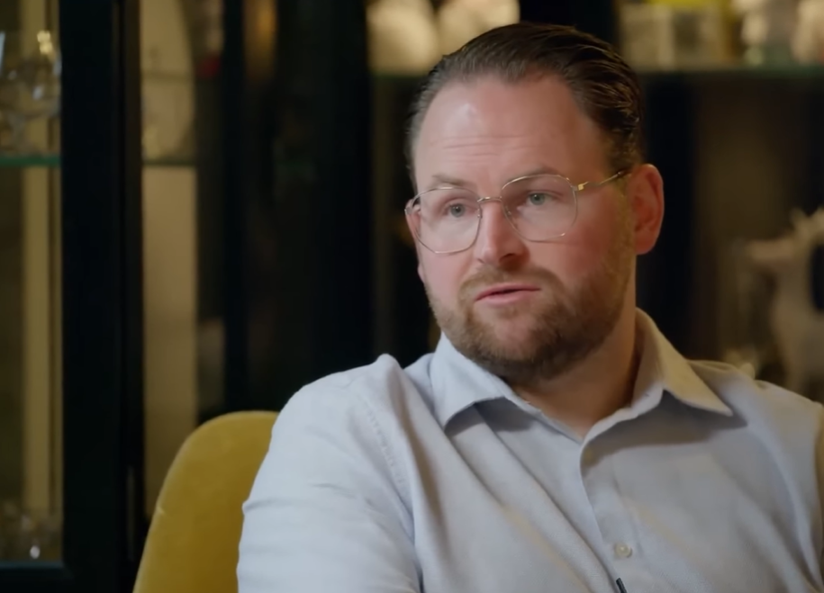 Kijkers ontdekken legendarische bekende in MAFS: 'Dacht hem al te herkennen!