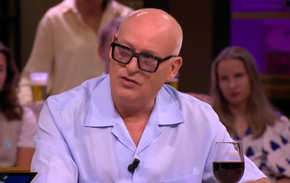 Jack van Gelder doet zijn hele verhaal over Hélène - VI mannen reageren en zijn niet blij!