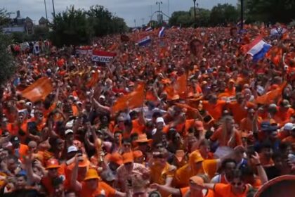 oranje-fanwalk