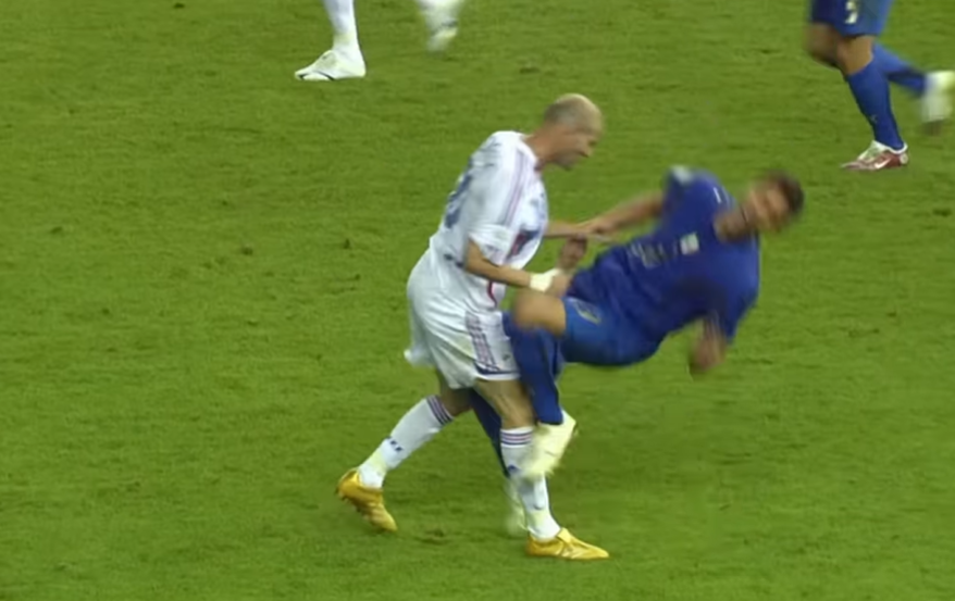 Dit gebeurde er precies tijdens iconische kopstoot die einde carrière van Zidane werd 