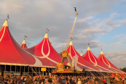katapult stunt zwarte cross