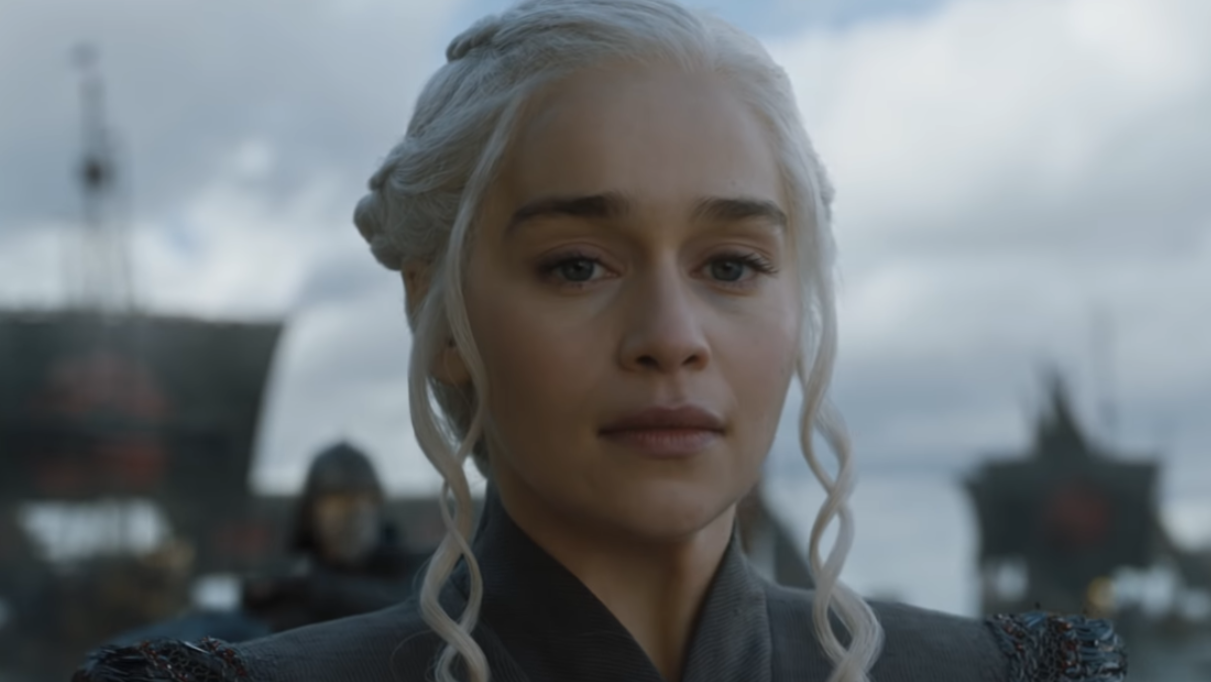 Body double van Emilia Clarke heeft méér volgers dan de actrice zelf en deze bikinifoto’s verklaren waarom