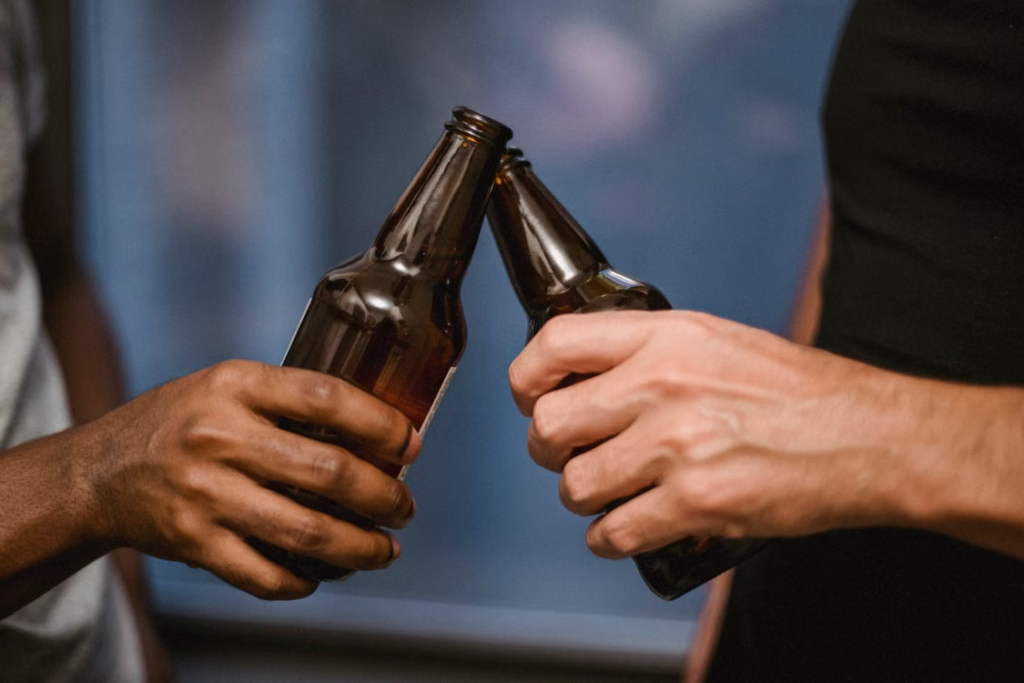 Dit is het bizarre bedrag dat je op Lowlands voor een klein biertje moet gaan aftikken