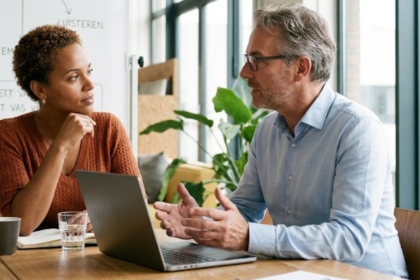 Aan deze 10 tekenen kun je zien of je hoge sociale intelligentie hebt