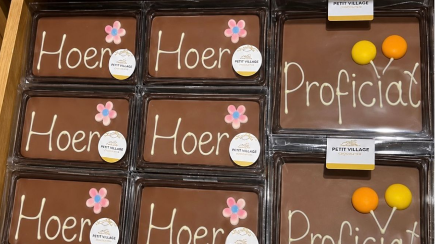 24 stickers die misschien niet op de meest handige plek geplakt zijn