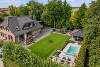 Duitse villa met zwembad op 5 minuten van de Nederlandse grens voor ‘een prikkie’ op Funda