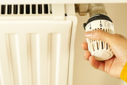 Dit is wat het één graad lager zetten van je verwarming oplevert voor je portemonnee