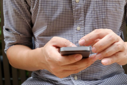 Met deze slimme truc proberen oplichters toegang te krijgen tot je WhatsApp-account